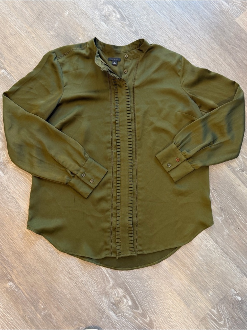 Ann Taylor Olive Green Long Sleeve Button Blouse